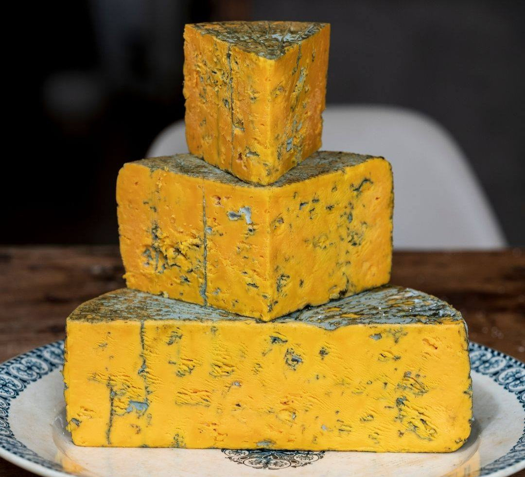 Pair this one surprising ingredient with blue cheese to catapult your Christmas cheeseboard