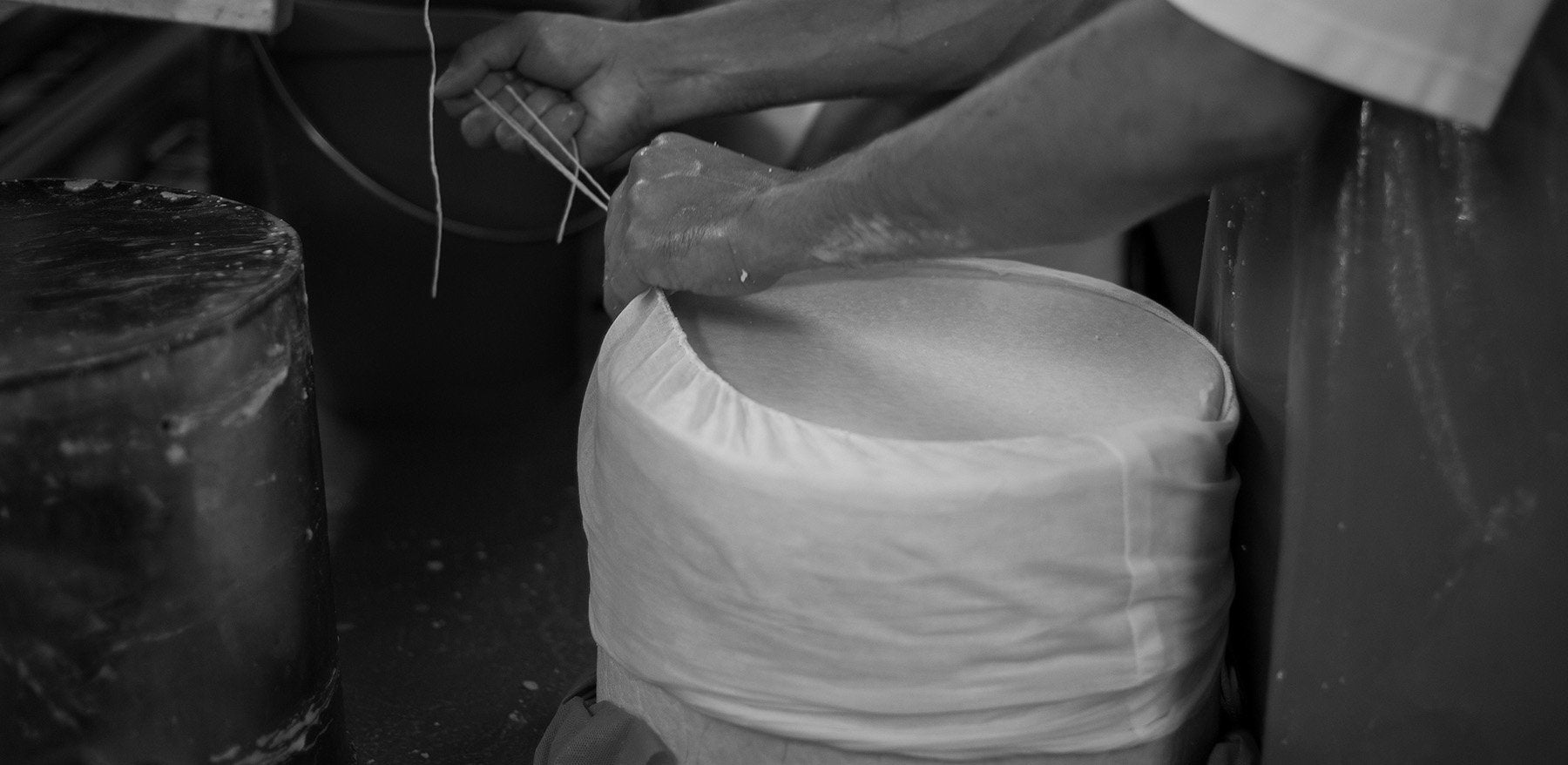 Traditional Clothbound British Cheeses