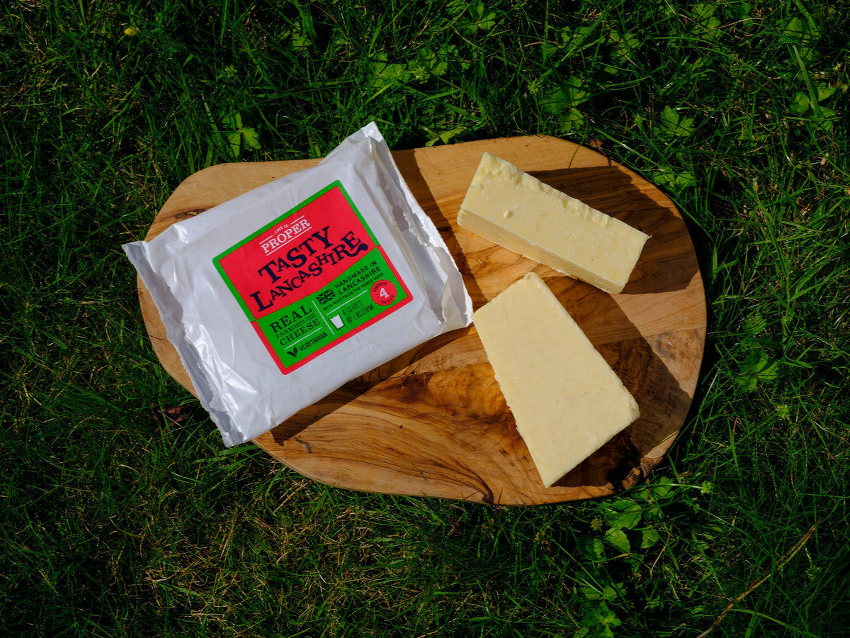 This is Proper Tasty Lancashire 250g Rich, Buttery and Smooth